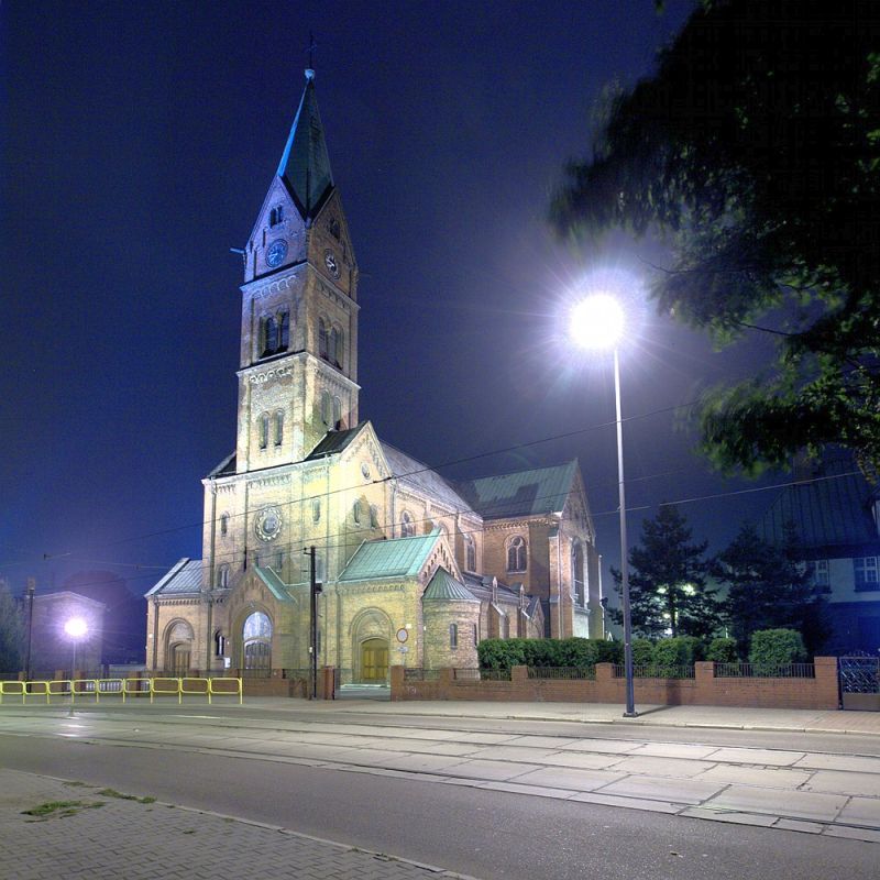 Bobrek - Kościół pw. Świętej Rodziny