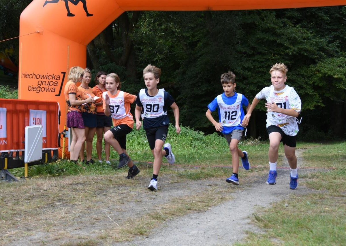 Biegacze opanowali Miechowicką Ostoję Leśną! [ZDJĘCIA] / fot. Grzegorz Goik / UM Bytom