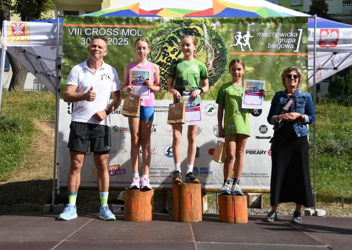 Biegacze opanowali Miechowicką Ostoję Leśną! [ZDJĘCIA] / fot. Grzegorz Goik / UM Bytom