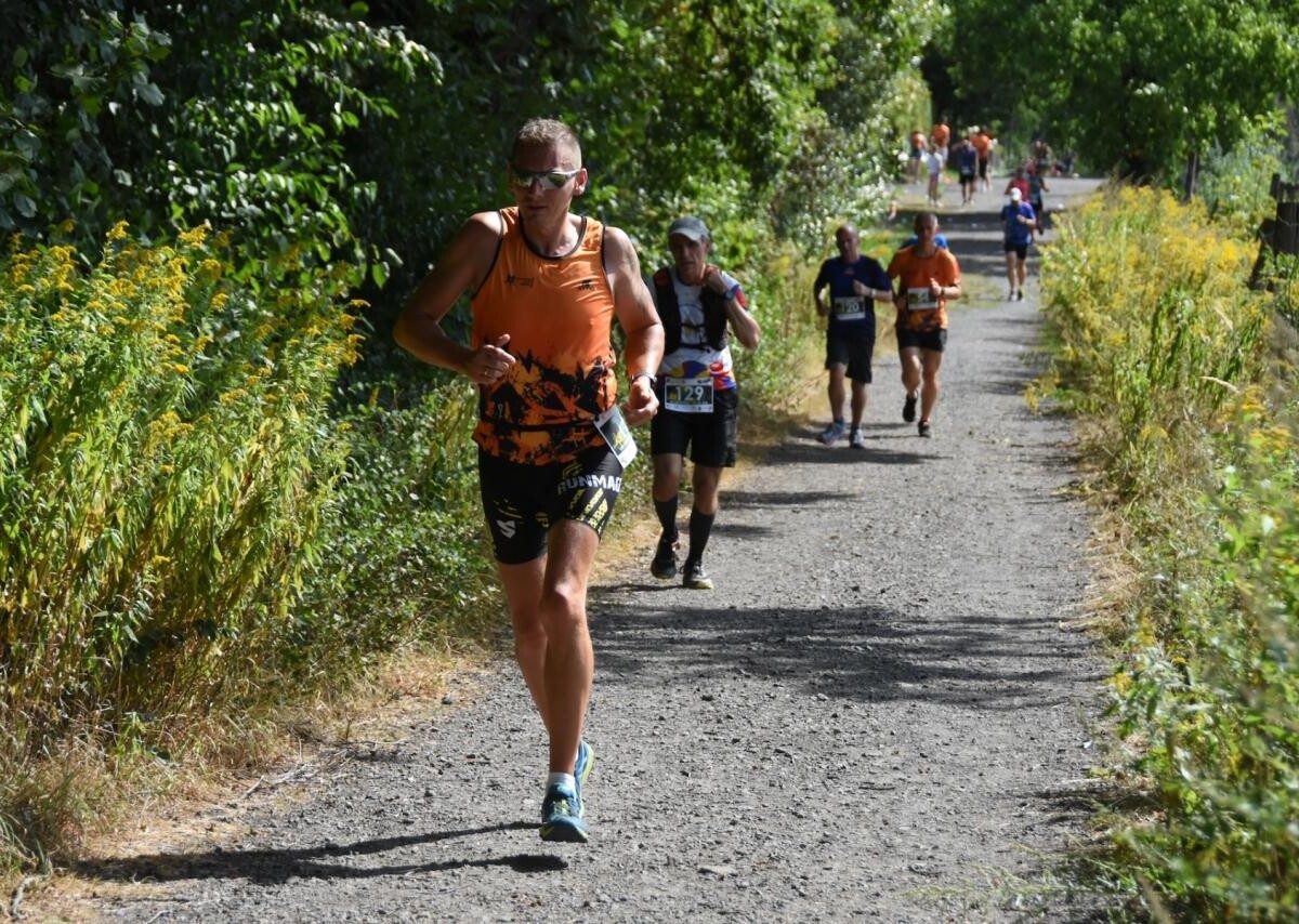 Biegacze opanowali Miechowicką Ostoję Leśną! [ZDJĘCIA] / fot. Grzegorz Goik / UM Bytom