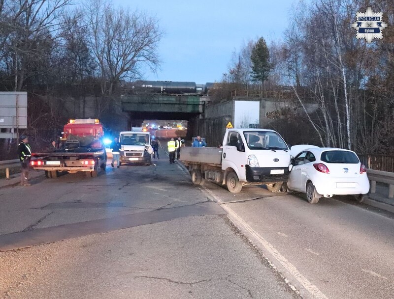 Wypadek z udziałem trzech pojazdów - Policja apeluje o ostrożność!